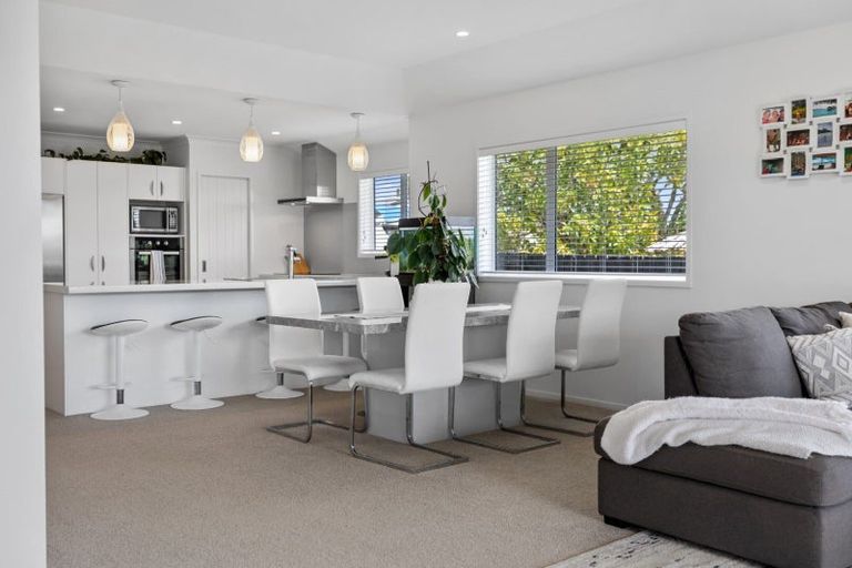 Photo of property in 132d Margaret Drive, Omokoroa, 3114