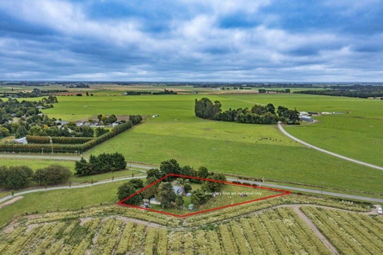 Photo of property in 4 Taumutu Road, Southbridge, Leeston, 7683