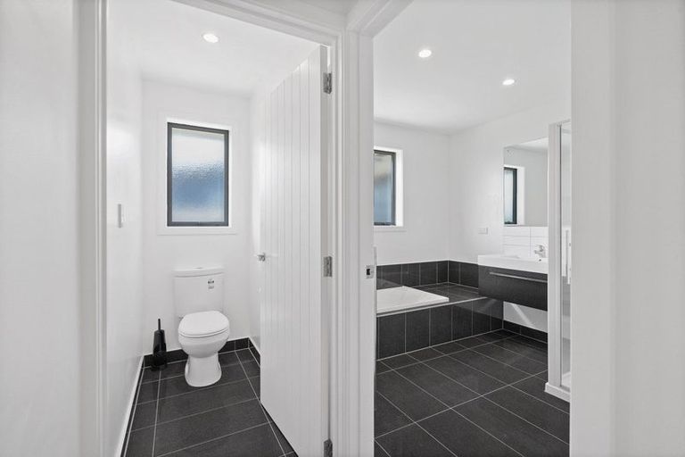 Photo of property in 30 Greenstone Street, Rolleston, 7614