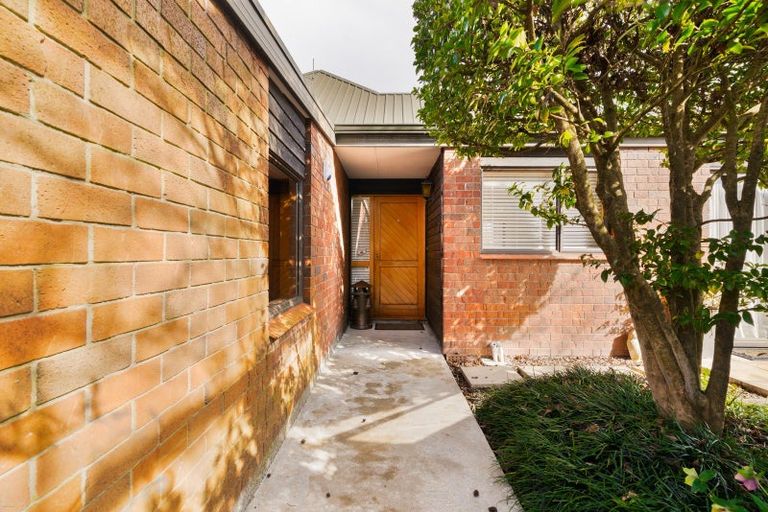 Photo of property in 14a Cricklewood Place, Avonhead, Christchurch, 8042