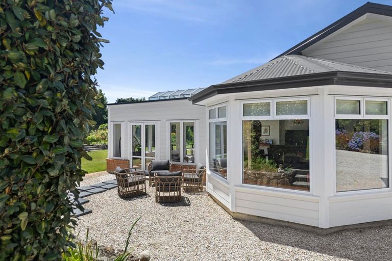 Photo of property in 120 Patons Rock Road, Patons Rock, Takaka, 7182