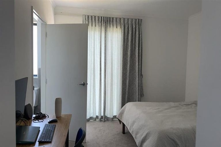 Photo of property in 16 Flounder Road, Hobsonville, Auckland, 0616