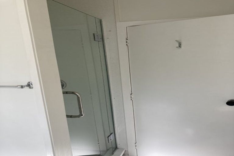 Photo of property in 47b Cypress Drive, Maungaraki, Lower Hutt, 5010