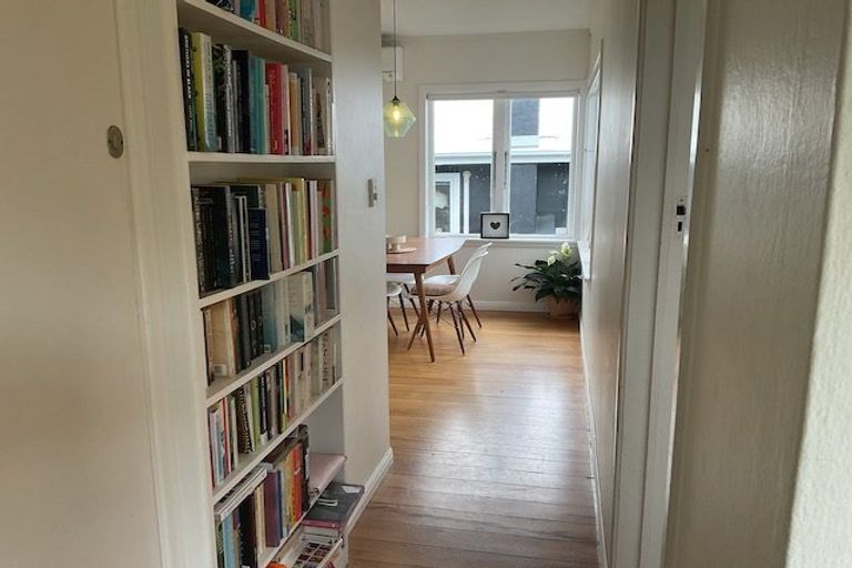 Photo of property in 18 Norman Road, Titirangi, Auckland, 0604