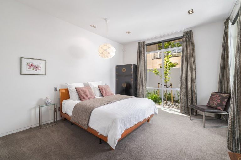 Photo of property in 45 Waiwetu Street, Fendalton, Christchurch, 8052