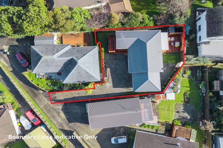 Photo of property in 10a Tomintoul Place, Highland Park, Auckland, 2010