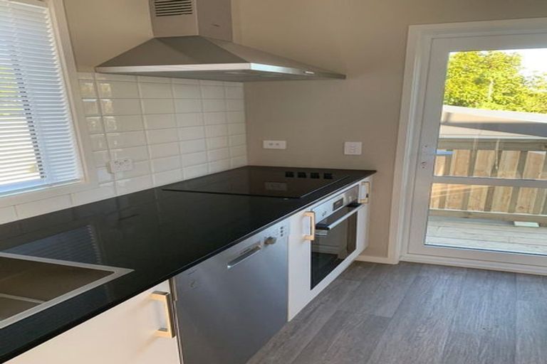 Photo of property in 15 Babington Place, Torbay, Auckland, 0630