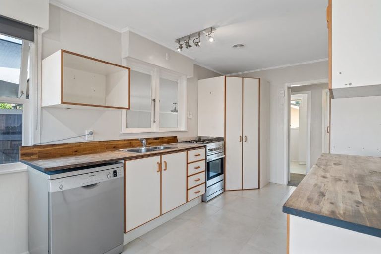 Photo of property in 6a Hermes Place, Sunnybrook, Rotorua, 3015