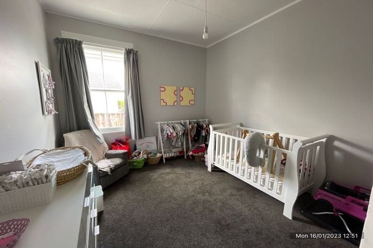 Photo of property in 12 Vera Street, Marton, 4710