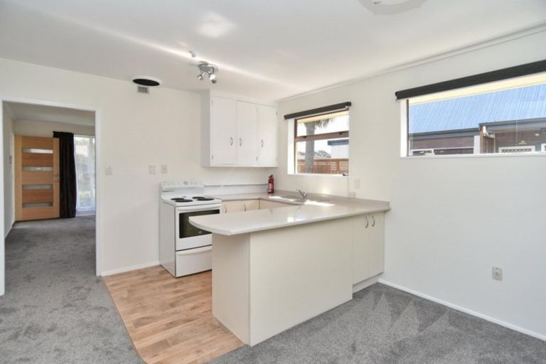 Photo of property in 1/52 Stillwater Avenue, Burwood, Christchurch, 8083