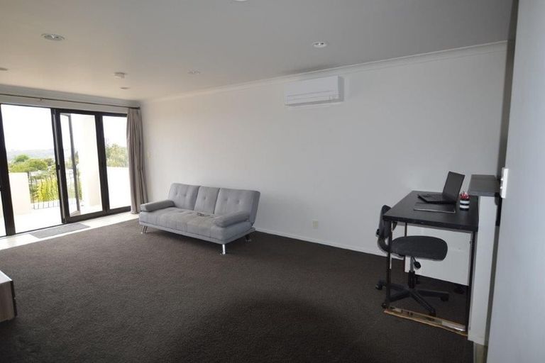 Photo of property in 4/5 Monte Cassino Place, Birkdale, Auckland, 0626