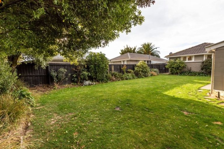 Photo of property in 12 Redgrave Street, Hoon Hay, Christchurch, 8025