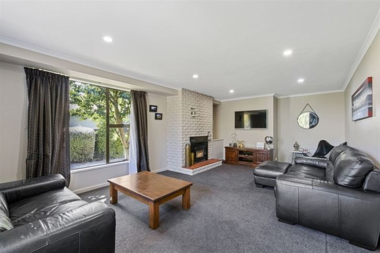 Photo of property in 55 Oriana Crescent, Hornby, Christchurch, 8042