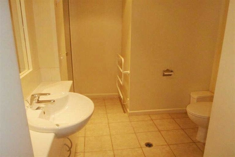 Photo of property in 8/245 Montreal Street, Christchurch Central, Christchurch, 8013