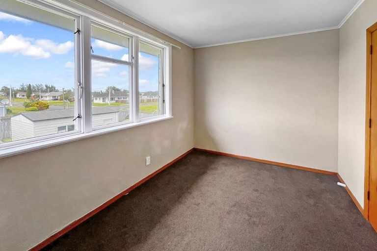 Photo of property in 2-4 Devon Crescent, Bulls, 4818