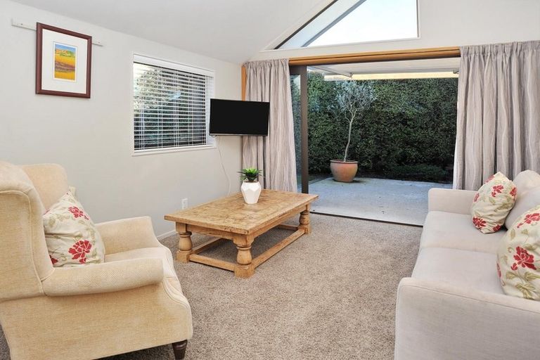 Photo of property in 1/26 Gordon Avenue, St Albans, Christchurch, 8014