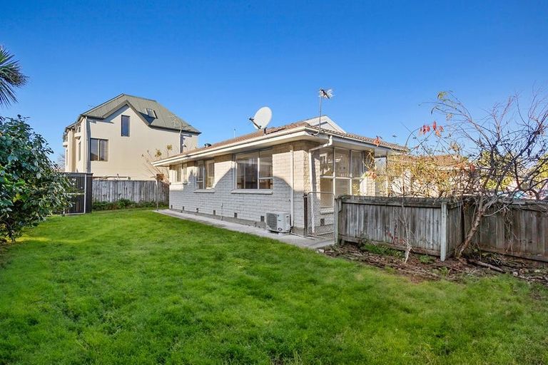 Photo of property in 24 Ayr Street, Riccarton, Christchurch, 8011