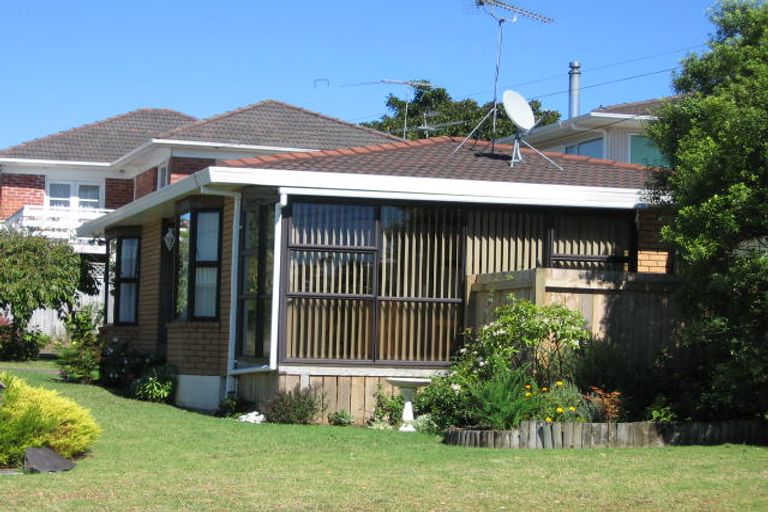 Photo of property in 13 Kokiri Street, Te Atatu South, Auckland, 0610