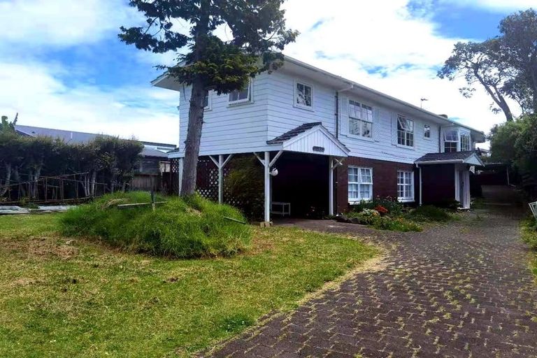 Photo of property in 9 Janet Street, Sunnyhills, Auckland, 2010
