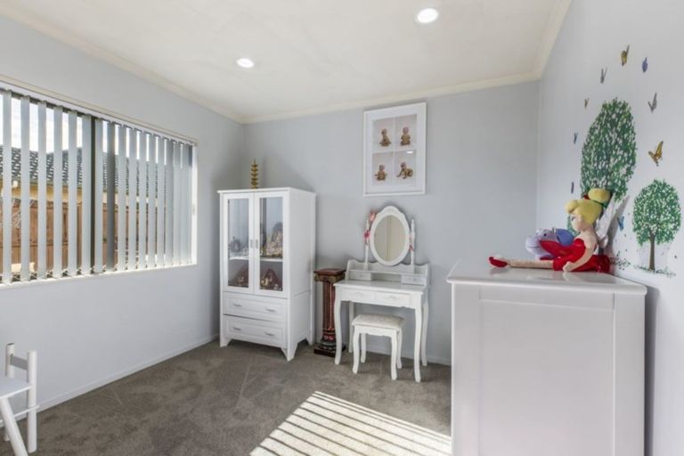 Photo of property in 42 Milson Drive, Papakura, 2110