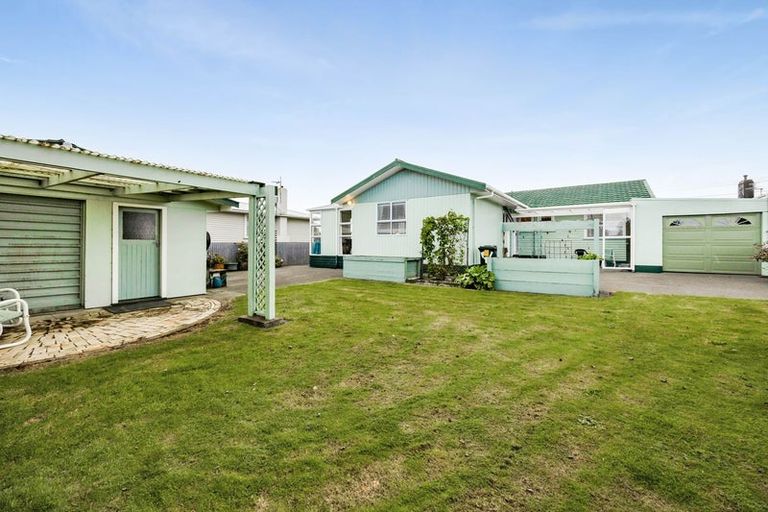 Photo of property in 7 Murray Avenue, Hawera, 4610