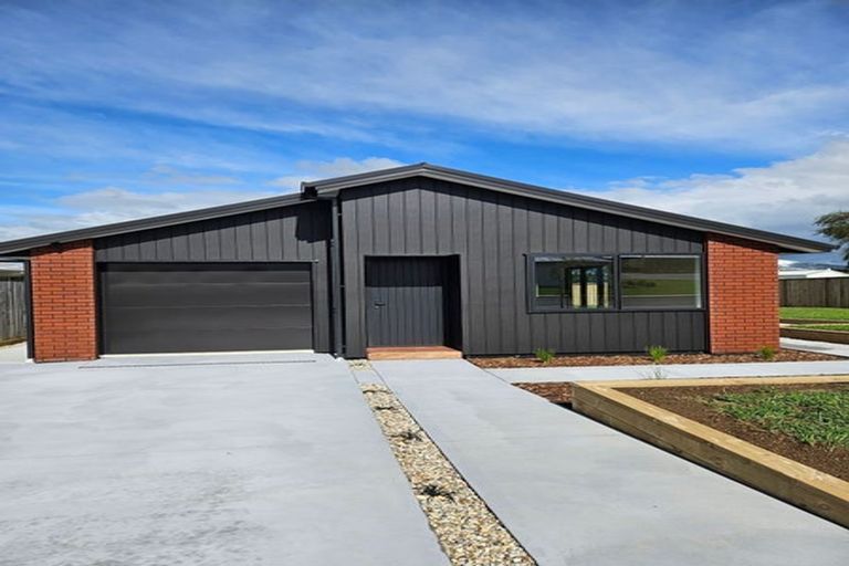 Photo of property in 4 Sunline Crescent, Paeroa, 3600