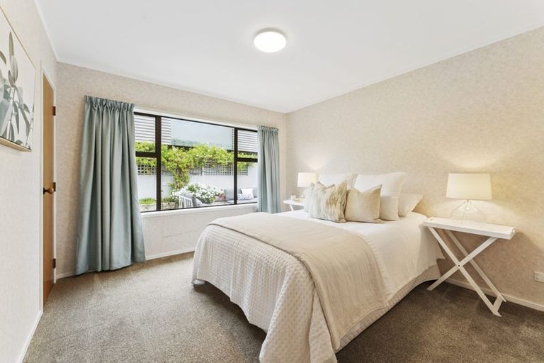 Photo of property in 1/2 Kowhai Road, Campbells Bay, Auckland, 0630
