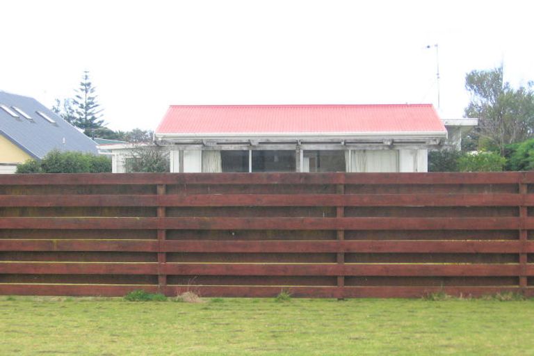 Photo of property in 106 Mary Road, Whangamata, 3620