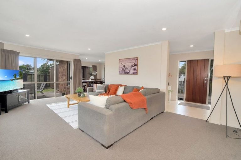 Photo of property in 74a Simpson Road, Papamoa Beach, Papamoa, 3118