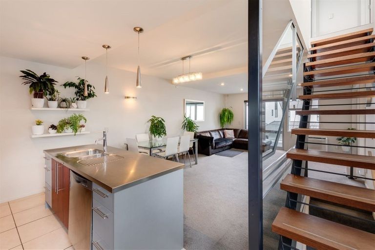 Photo of property in 5/117 Canon Street, Edgeware, Christchurch, 8013