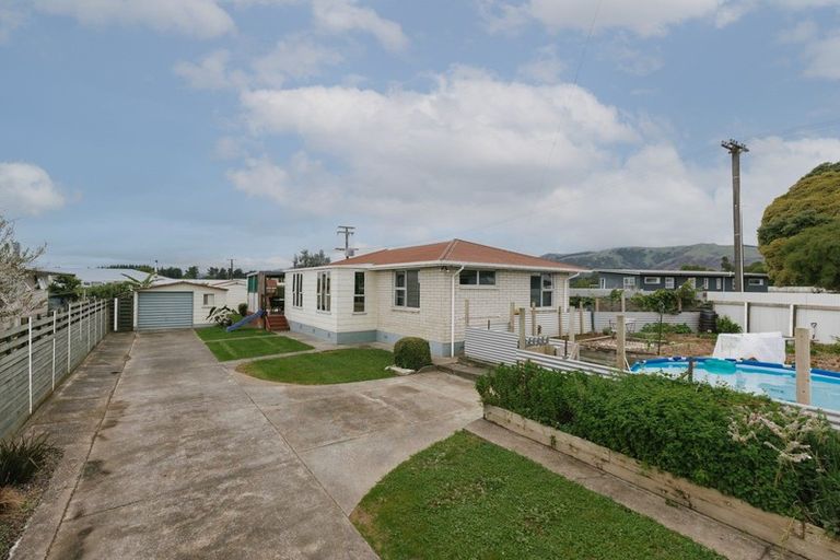 Photo of property in 13 Bovis Street, Shannon, 4821