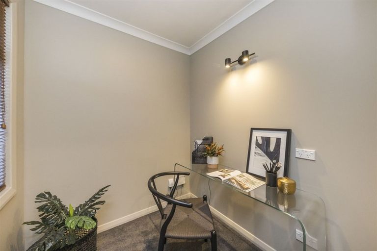 Photo of property in 26 Sheffield Street, Awapuni, Palmerston North, 4412
