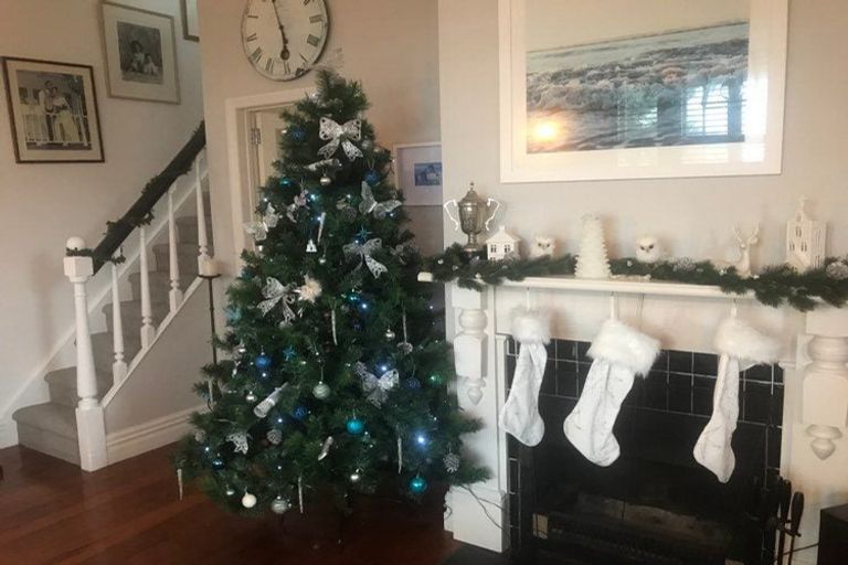 Photo of property in 959 Beach Road, Torbay, Auckland, 0630