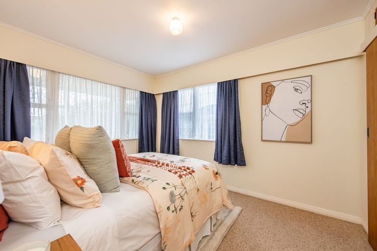 Photo of property in 13f3 Luckie Street, Tawa, Wellington, 5028