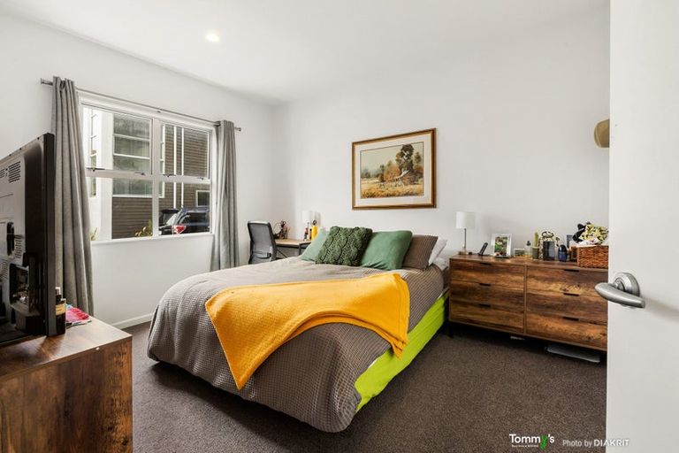 Photo of property in 306u3 Evans Bay Parade, Hataitai, Wellington, 6021