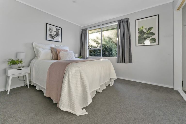 Photo of property in 42b Hicks Close, Whitby, Porirua, 5024