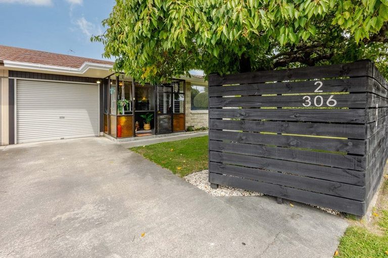 Photo of property in 2/306 Southland Road, Hastings, 4122