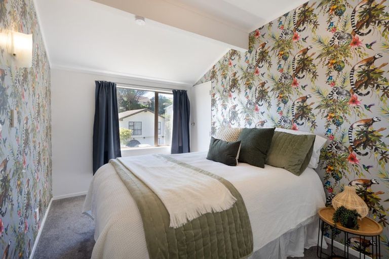 Photo of property in 36 Cambrian Street, Churton Park, Wellington, 6037