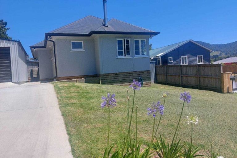 Photo of property in 28 Crossley Street, Katikati, 3129