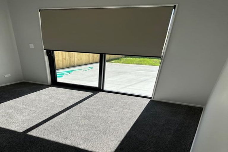 Photo of property in 33 Pilot Drive, Hobsonville, Auckland, 0616