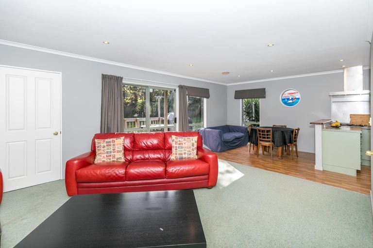 Photo of property in 11a Golden Place, Fairfield, Hamilton, 3214