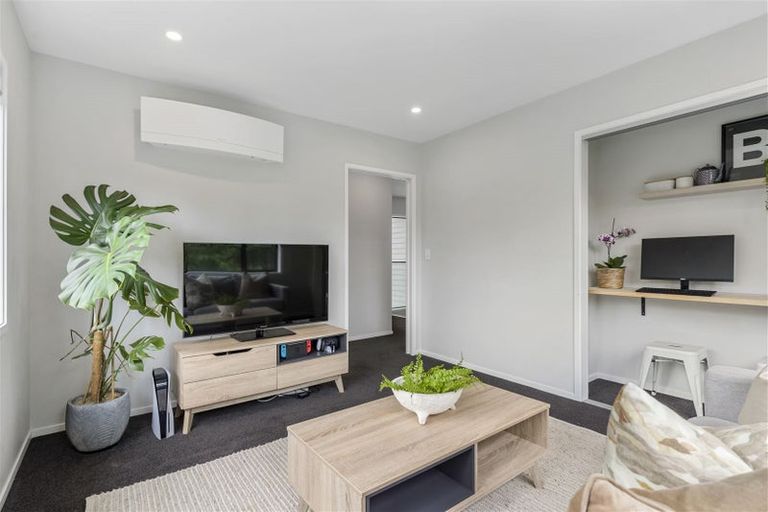 Photo of property in 63a Hellyers Street, Birkdale, Auckland, 0626