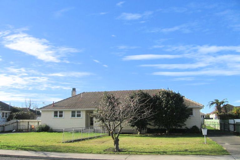 Photo of property in 1004 Beatty Street, Mayfair, Hastings, 4122