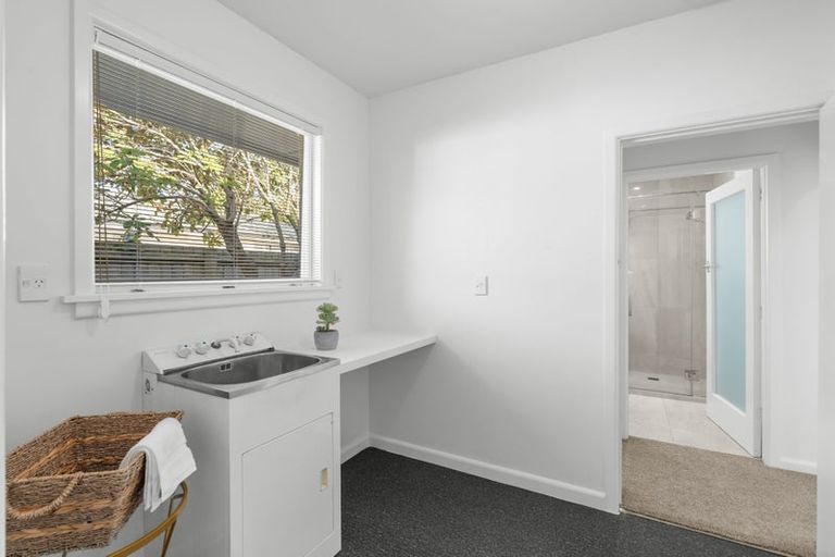 Photo of property in 229 Memorial Avenue, Burnside, Christchurch, 8053