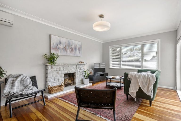 Photo of property in 1/50 Muir Avenue, Mangere Bridge, Auckland, 2022