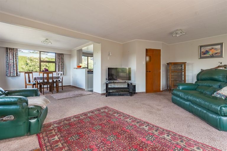 Photo of property in 15 Highgate, Milton, 9220