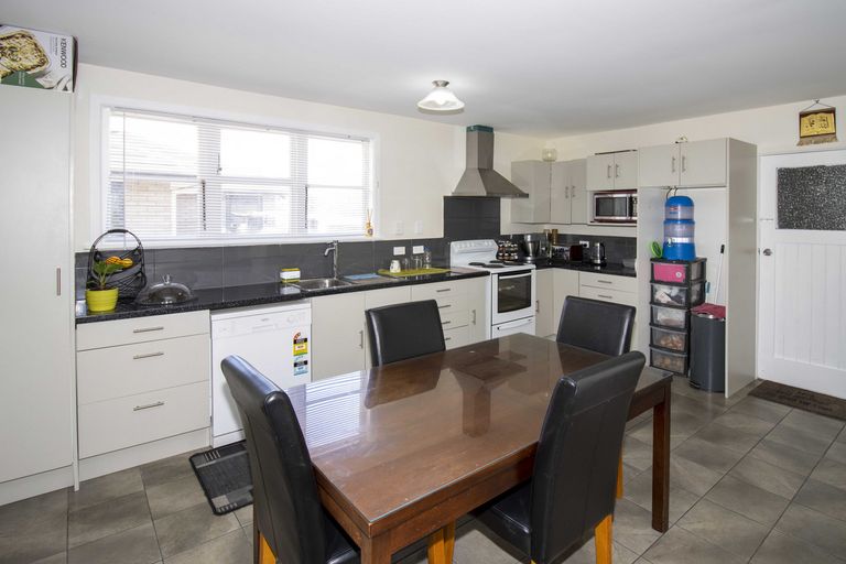 Photo of property in 43 Frederick Street, Carterton, 5713
