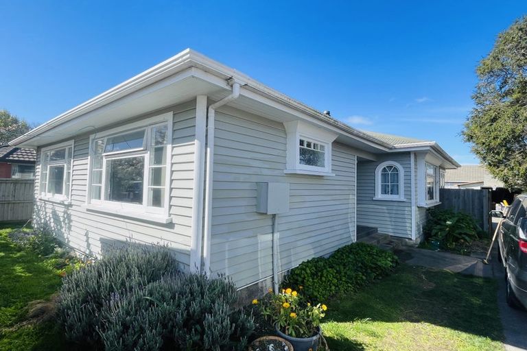 Photo of property in 14 Goldsmith Place, Waltham, Christchurch, 8023