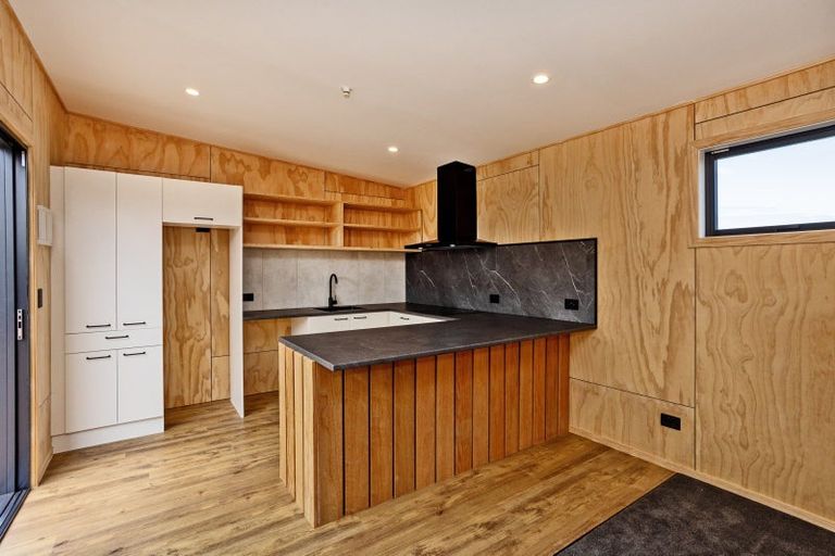 Photo of property in 22 Glenda Place, Seaward Bush, Invercargill, 9812
