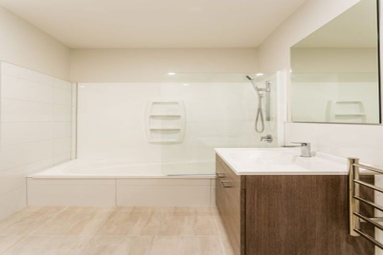 Photo of property in 8 Ceramic Lane, New Lynn, Auckland, 0600